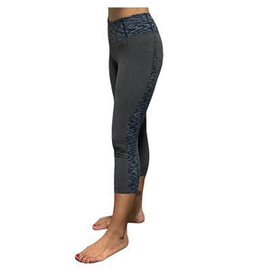 Women’s Medium Active ATHLETA athletic capri AP1 873